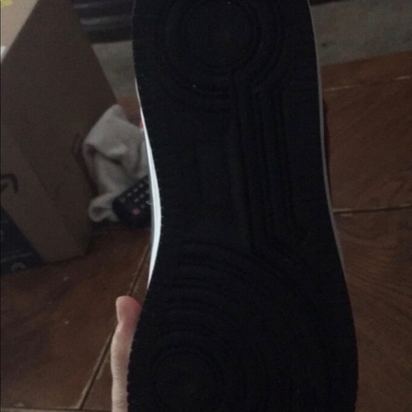 Red and black high top sneakers shoes - Picture 3 of 3